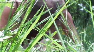 SECRET INTO THE GRASS