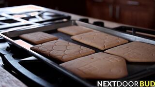 Inked twink gets his ass barebacked after making cookies