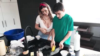 Stepmom tricked her lazy son gets chores done