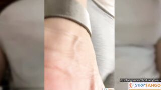 Hairy pussy looks for internetic vibes