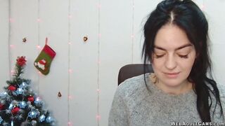 Brunette amateur Ukrainian babe webcam solo