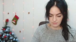 Brunette amateur Ukrainian babe webcam solo