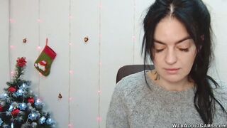Brunette amateur Ukrainian babe webcam solo
