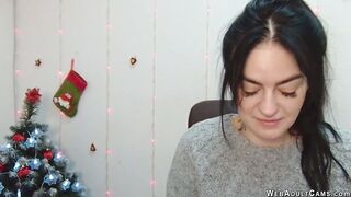 Brunette amateur Ukrainian babe webcam solo