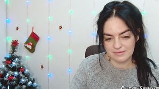 Brunette amateur Ukrainian babe webcam solo