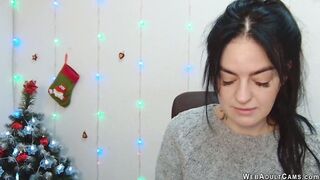 Brunette amateur Ukrainian babe webcam solo