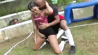 Loirinha gostosa do rabão fudendo com o dotado