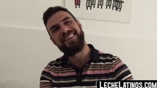 Twinks enjoy having their beardsporting partner penetrate them raw