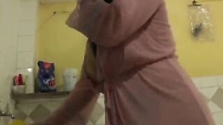 Morena gostosa do rabão fudendo com o negão dotado