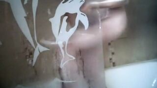 spying on stepmom's hairy cunt in shower