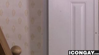 Bearded daddy loves banging ginger twinks hole