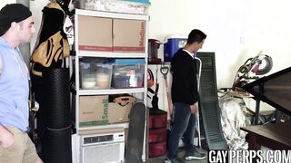 Shoplifting jock rimmed and banged raw to get out of trouble