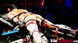 Fucking machine fun in raw bondage chains for a slutty hunk