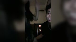 Live mesum ceweknya cantik dijual online sama pacarnya