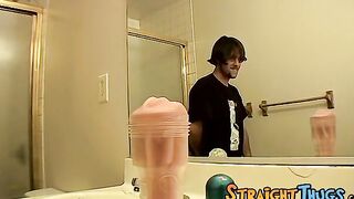 This straight dude is stroking his cock with fleshlight