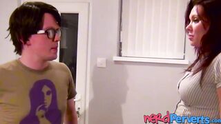 English brunette babe Bella Star deepthroats nerd big dick
