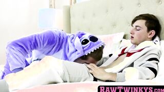 Cosplay twinks who simply adore it in the doggie fashion engage in raw fucking