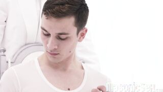 Innocent twink Tyler Tanner cumsprayed after Master Tucker Barrett masturbates his co