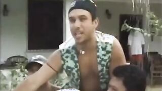 Novinhas gostosas gemendo