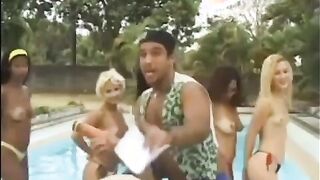 Novinhas gostosas gemendo