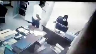 فيديو سكسى الدكتور عماد شعلان الشاوي جامعة البصرة فيديو كامل