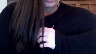 Nerdy Babe with a big ass having fun