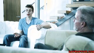 Stepdad loves fucking stepsons asshole