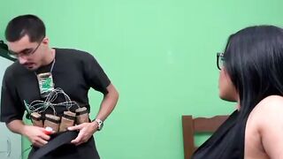 Morena gostosa do rabão fudendo com o dotado