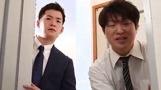 He gives his wife a gift to a stranger for sex to make the husband feel jealous