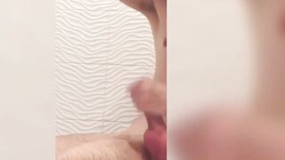 Solo cam video with masturbating twink taking a shower