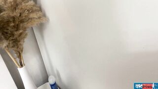 She Loves A Thick Dick Into Her! - Amanda Clarke, Oliver Trunk