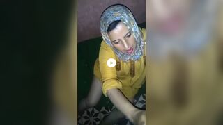 (@VIPNDZ25)فلاحه مصريه جسمها ملبن ابيض بتقلع ملط وتتناك فى كسها من عشيقه لمزيد تلجرام