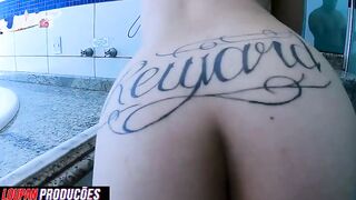 Loirinha gostosa do rabão fudendo com o negão dotado