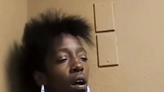 Skinny Gtes Her Groove On By Ebenezer - Thin Gtes Her Groove On By Ebenezer