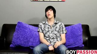 Emo fingers his ass and masturbates after being interviewed