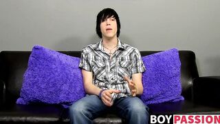 Emo fingers his ass and masturbates after being interviewed