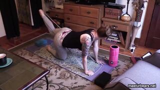Mom Megan's gymnastic solo with hitachi