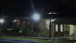 Morena linda  gostosa do rabão fudendo com os dotados