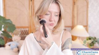 BambiFawn Online sex chat at CharmCams