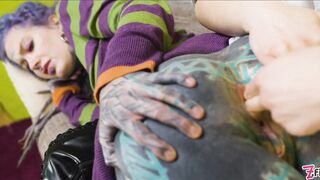 Miss Flora fists Anuskatzz gaping asshole