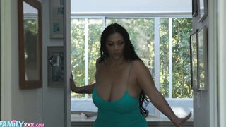 Big Tit Stepsis Ashlyn Peaks Time Is Now To Go Down