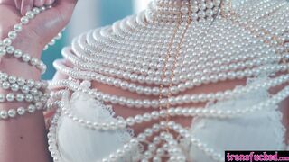 Latina fucked by shemale photographer