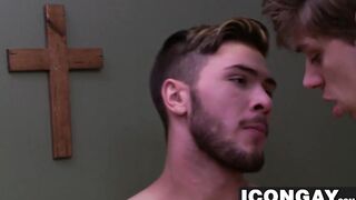 Michael Delray fucking deeply at priest Justin Dean asshole