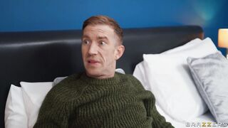 Accidentally see my dads girlfriend topless