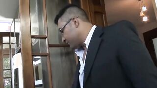 Loirinha gostosa do rabão fudendo com o negão dotado