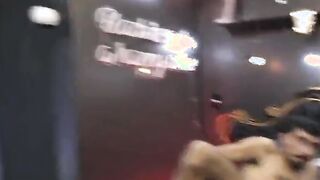 Morena gostosa do rabão fudendo com o dotado