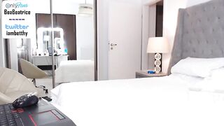 SquirtBetty 20.03.27