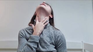 Babe neck oiled masturbation
