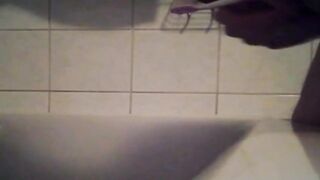 big cummed on the floor