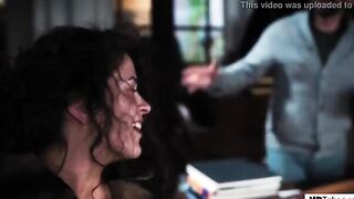 homeless girl confused husband